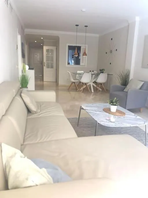 Amazing Modern Apartment Next To Pool. Marbella